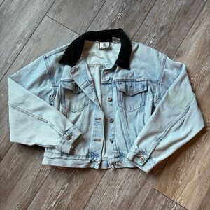 Vintage Bill Blass Denim Jacket Velvet Collar Light Wash Trucker Size Large